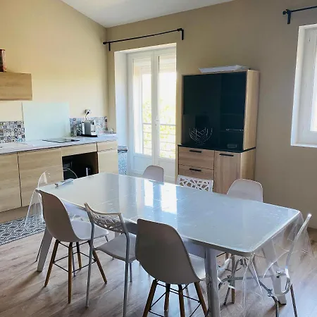 La Barbacane 4* סיג'אן